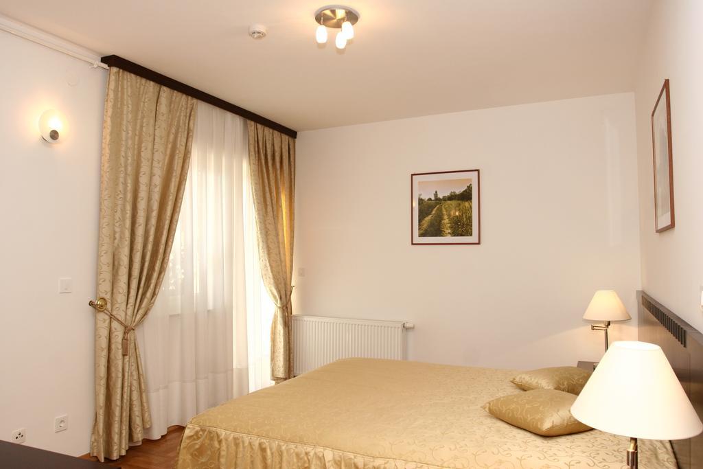 Apartmani Marbis Koprivnica Camera foto