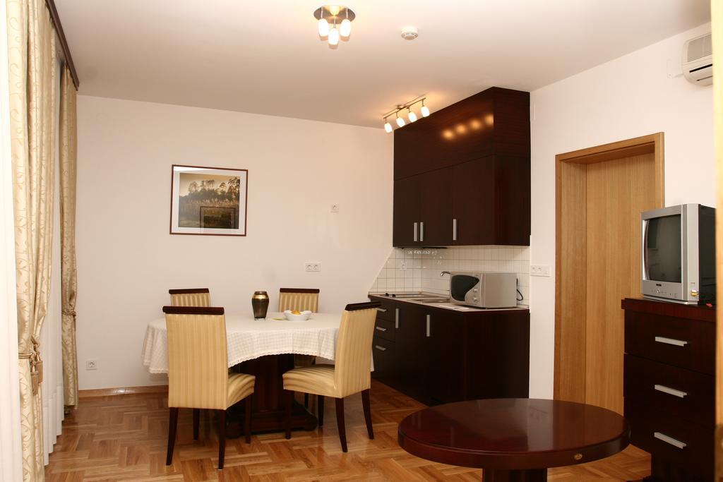 Apartmani Marbis Koprivnica Camera foto
